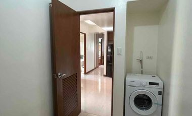 SPACIOUS 3 BEDROOM READY TO MOVE IN PALM BEACH WEST PASAY NEAR MOA