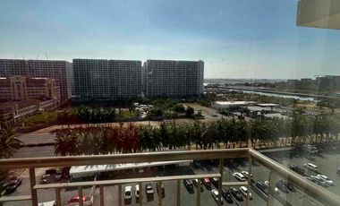 SPACIOUS 3 BEDROOM READY TO MOVE IN PALM BEACH WEST PASAY NEAR MOA