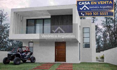 Hermosa Residencia en Coto Báltico Velamar