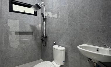 Town house mewah 800 meter ke pintu tol pancoran mas