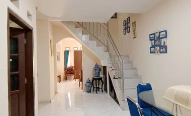 Like New! Rumah 2 Lantai Pondok Kelapa Termurah, SHM, 1,25 M, Bebas Banjir ⭐ AC59