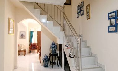 Like New! Rumah 2 Lantai Pondok Kelapa Termurah, SHM, 1,25 M, Bebas Banjir ⭐ AC59