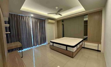 D sewa town house CBD pluit