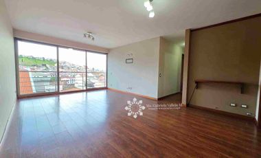 EN VENTA - DEPARTAMENTO CON 2 DORMITORIOS Y BALCÓN, SECTOR Av . Gran Colombia, Calle Mariscal Lamar