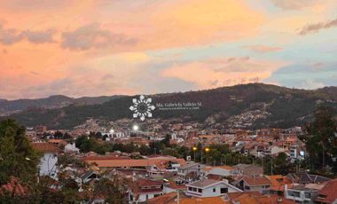 EN VENTA - DEPARTAMENTO CON 2 DORMITORIOS Y BALCÓN, SECTOR Av . Gran Colombia, Calle Mariscal Lamar