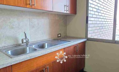 EN VENTA - DEPARTAMENTO CON 2 DORMITORIOS Y BALCÓN, SECTOR Av . Gran Colombia, Calle Mariscal Lamar