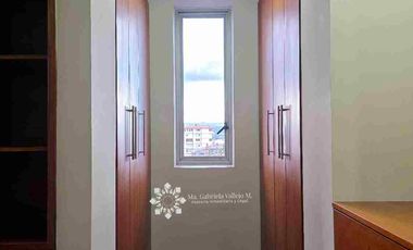 EN VENTA - DEPARTAMENTO CON 2 DORMITORIOS Y BALCÓN, SECTOR Av . Gran Colombia, Calle Mariscal Lamar