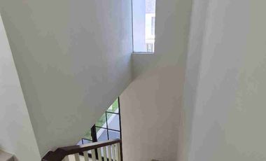 Rumah Second 2 Lantai CitraLand Tallasa City Makassar