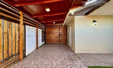 LOS ANDES - VENDE CASA ESQUINA 3D 2B 2E - VILLA SANTA ROSA