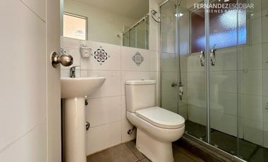 LOS ANDES - VENDE CASA ESQUINA 3D 2B 2E - VILLA SANTA ROSA