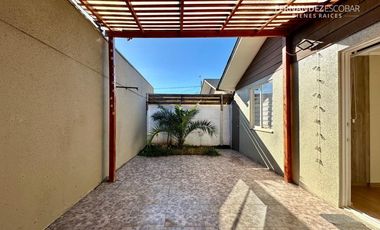 LOS ANDES - VENDE CASA ESQUINA 3D 2B 2E - VILLA SANTA ROSA