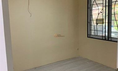 Strategis Sewa Rumah 2Lt. Unfurnished di Taman Ubud Karawaci Minimal sewa 2 Tahun Akses ke Lippo Mall Karawaci, Pintu Tol, Kampus UPH