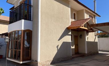 SE ARRIENDA HERMOSA CASA SIN MUEBLES EN VILLA CERRADA - SECTOR TOTTUS LOS CARRERAS