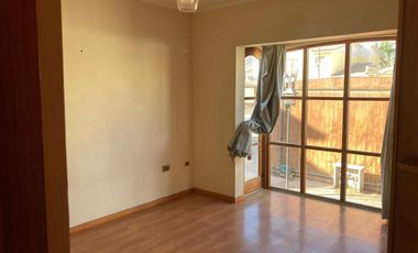 SE ARRIENDA HERMOSA CASA SIN MUEBLES EN VILLA CERRADA - SECTOR TOTTUS LOS CARRERAS