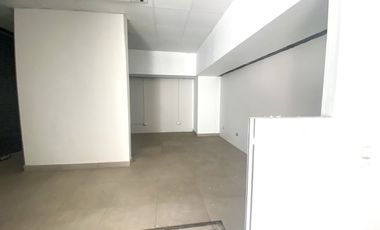 ARRIENDO Local Comercial 114,22 m2, Barrio Parque Almagro