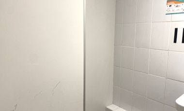 ARRIENDO Local Comercial 114,22 m2, Barrio Parque Almagro