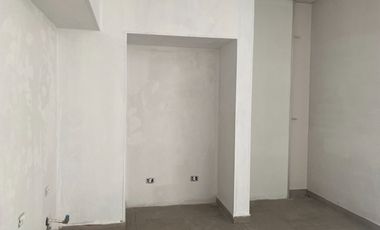 ARRIENDO Local Comercial 114,22 m2, Barrio Parque Almagro