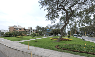 Venta – Mini Departamento En Surco + Cochera + Aires