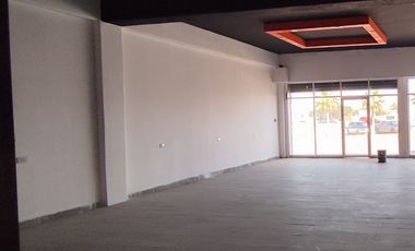 SE RENTA LOCAL COMERCIAL PARA GIRO DE COMIDA EN AV EJE VIAL CIUDAD JUAREZ CHIH