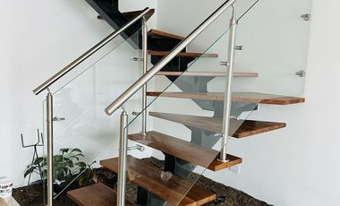 Casa moderna en venta | 202 m² | 3 niveles | 3 habitaciones + loft | Diseño exclusivo