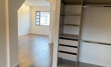 Casa moderna en venta | 202 m² | 3 niveles | 3 habitaciones + loft | Diseño exclusivo