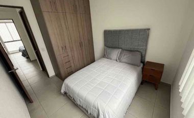 Casa en RENTA Amueblada en Toluca. Cercana a aeropuerto y a parques industriales.