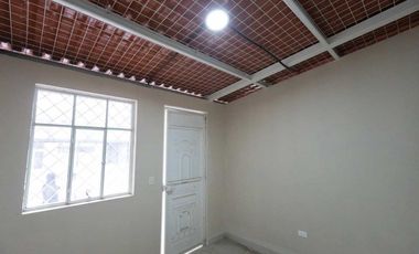 Renta Local Comercial/galpón - Bodega Peguche Panamericana E35