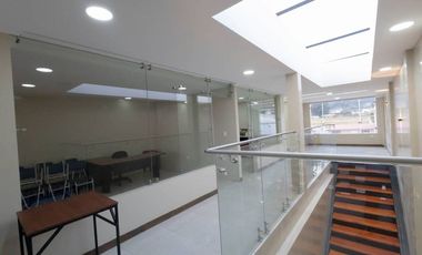 Renta Local Comercial/galpón - Bodega Peguche Panamericana E35