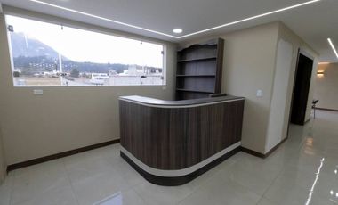 Renta Local Comercial/galpón - Bodega Peguche Panamericana E35