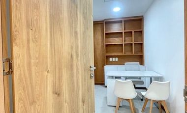Consultorio en venta para estrenar en Capital Park con estacionamiento