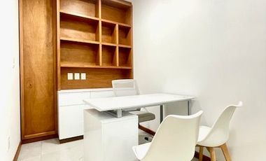 Consultorio en venta para estrenar en Capital Park con estacionamiento
