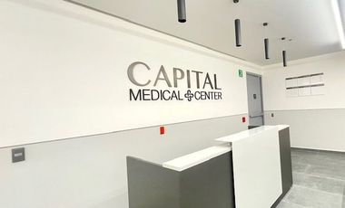 Consultorio en venta para estrenar en Capital Park con estacionamiento