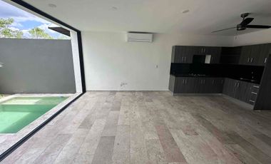 casa tipo townhouse en renta en privada con amenidades alberca seguridad gertrudis copo norte merida yucatan