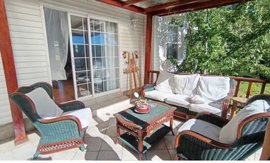 CASA ESTILO GEORGIAN EN EXCLUSIVO SECTOR DE CURAUMA