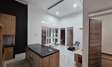 Jual Rumah SIAP HUNI Super STRATEGIS, Padasuka Cimahi dekat Velodrome