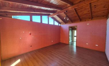 Se arrienda gran casa en sector el sendero, quillota