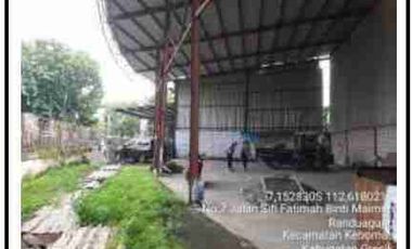 Dijual via lelang gudang di Kebomas Gresik