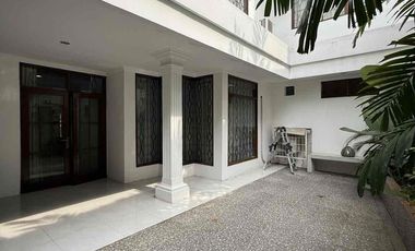 Rumah Dijual Antasari Jakarta Selatan 2 Lantai Dalam Komplek LT 267 m² SHM Dekat TB Simatupang