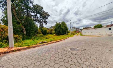 Terreno en venta plano ideal para constructores,sector Tumbaco,Villa Vega