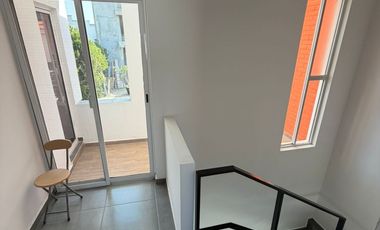 Excelente Casa (Dentro de Fracc. y dentro de Coto)