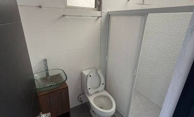 Excelente Casa (Dentro de Fracc. y dentro de Coto)