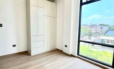 Beautiful Corner House & Lot for Sale - Congressional Avenue, Sanville, Visayas Avenue