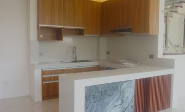 Beautiful Corner House & Lot for Sale - Congressional Avenue, Sanville, Visayas Avenue