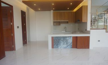 Beautiful Corner House & Lot for Sale - Congressional Avenue, Sanville, Visayas Avenue