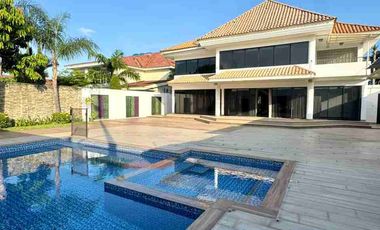 Casa de venta o alquiler en Urb. Biblos
Km 2 vía samborondón