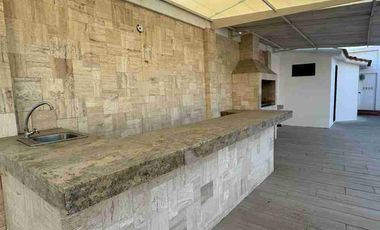 Casa de venta o alquiler en Urb. Biblos
Km 2 vía samborondón