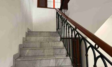 Rumah 2 lantai dalam cluster di jagi padang
