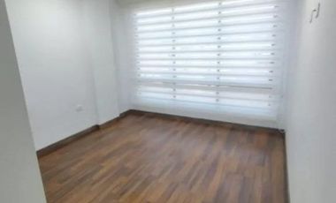 EDIFICIO CON 2 APARTAMENTOS, MUY RENTABLE