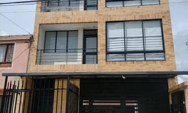 EDIFICIO CON 2 APARTAMENTOS, MUY RENTABLE