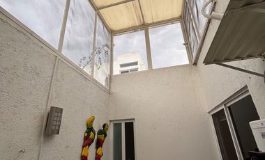 CASA DE UN PISO DOS RECÁMARAS EN PEDREGAL DE SCHOESNTTANT CORREGIDORA QRO.
